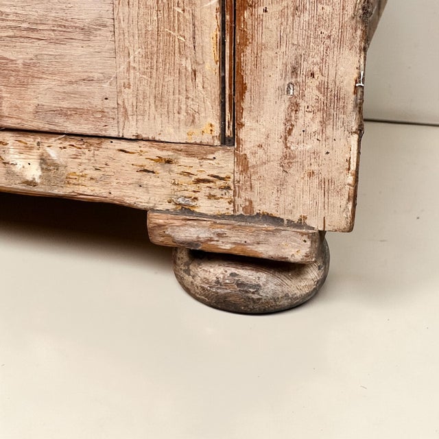 Light Yellow Large Antique Stripped Pine Housekeepers Cabinet, 1800s For Sale - Image 8 of 11