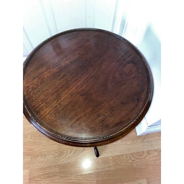 Georgian Mahogany Side Table, 1890s, in Very Good conditions. Designed 1890 to 1919