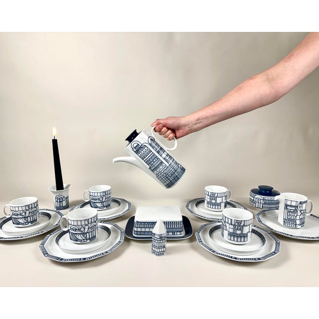 White Vintage Dinnerware Set by Eduardo Paolozzi for Rosenthal, 1970s, Set of 21 For Sale - Image 8 of 8