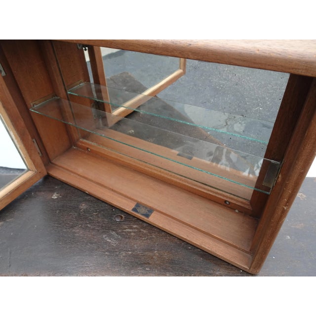 French 1940s Wall Mount Storage Cabinet with Two Shelves & Mirrored Back For Sale - Image 3 of 11