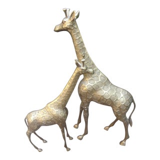 Pair of Mid-Century Hollywood Regency Brass Giraffe Statues For Sale