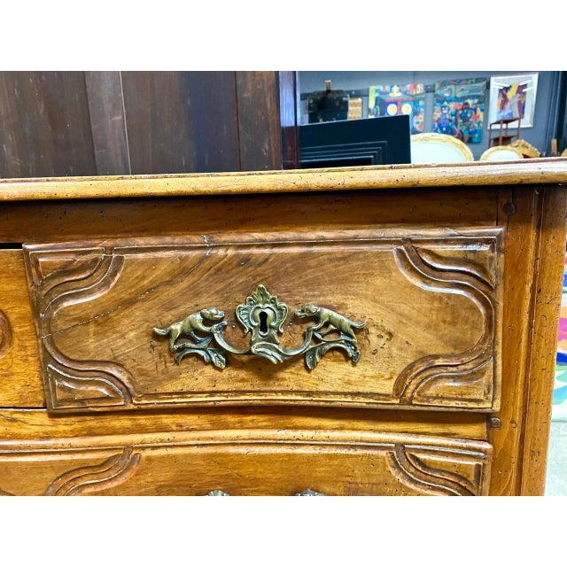 Louis XV Walnut Commode, Mid-18th Century For Sale - Image 10 of 13