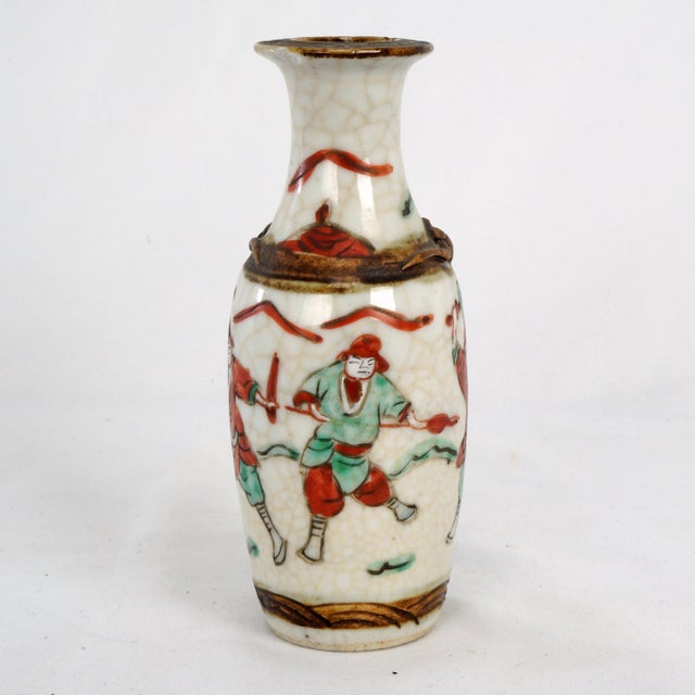 Early 20th Century Small Chinese Vase Oatmeal Crackle Republic Era For Sale - Image 5 of 10