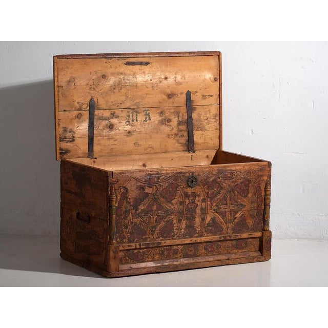 Antique Brown Trunk with Floral Motifs, 1920s For Sale - Image 12 of 18