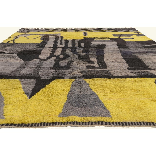 Bauhaus Contemporary Beni Mrirt Moroccan Rug, 08'11 X 11'10 For Sale - Image 3 of 10