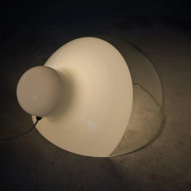 Gold Large Floor Lamp attributed to Gino Viscosi for Vistosi Vetreria, 1970s For Sale - Image 8 of 10