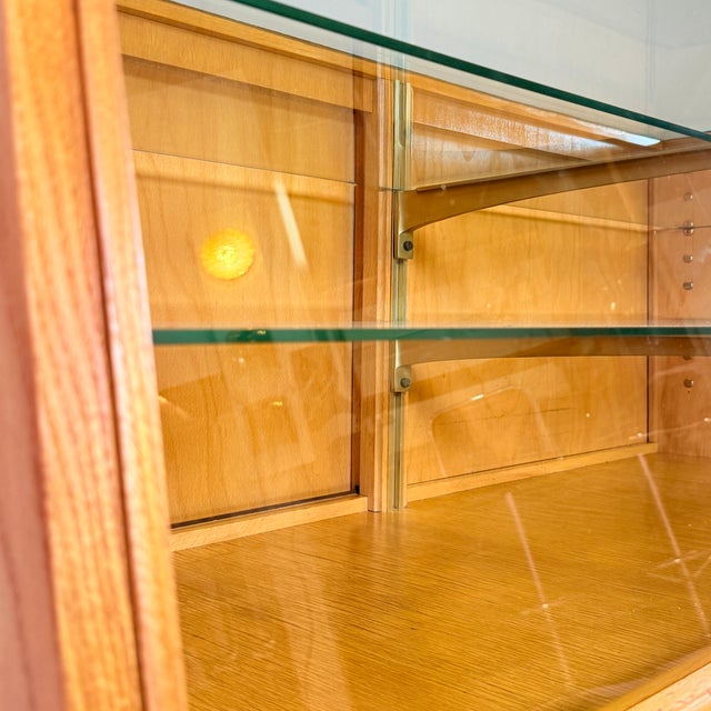 Vintage Counter Display Case on Gold Legs, 1960s For Sale - Image 11 of 16