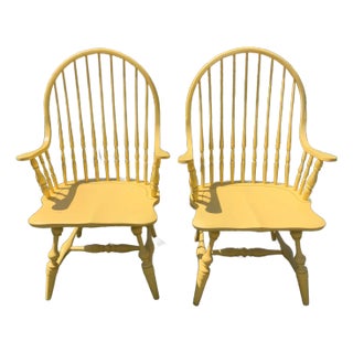 Late 20th Century Pair of Hitchcock Continous Arm Windsor Chairs For Sale