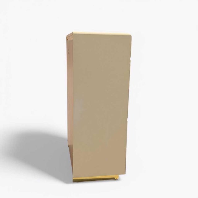 Mid 20th Century Lane Postmodern Five-Drawer Tallboy Dresser in Beige Lacquer, Glass For Sale In Los Angeles - Image 6 of 13