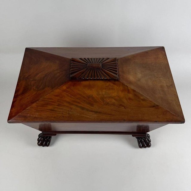 19th Century English Regency Mahogany Cellarette For Sale - Image 9 of 13
