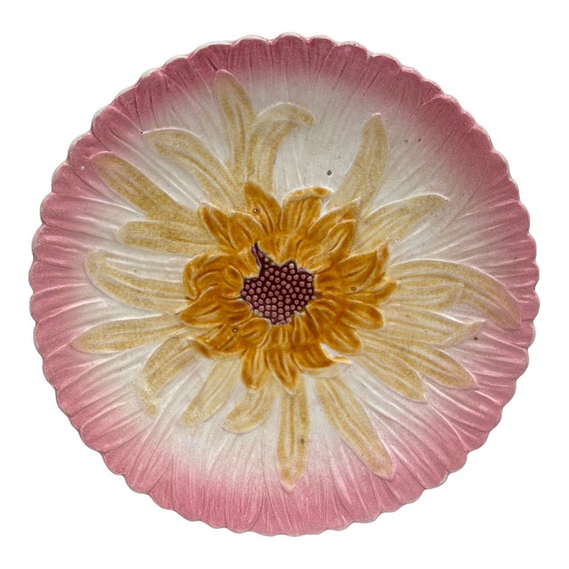 French Majolica Pink Daisy Plate Orchies, Circa 1890 For Sale
