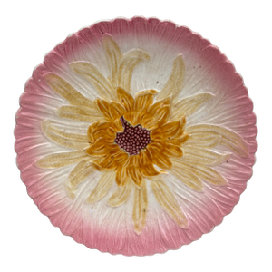 French Majolica Pink Daisy Plate Orchies, Circa 1890