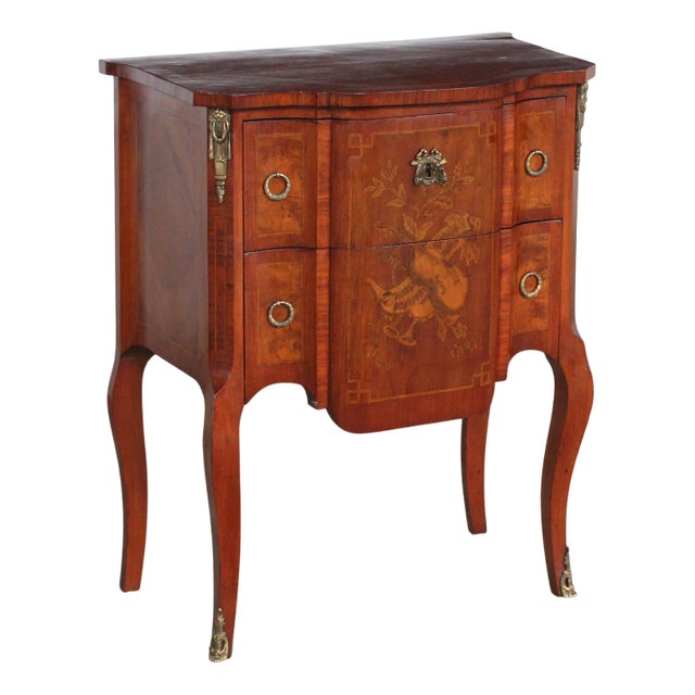 French Chest of Drawers in Wood For Sale