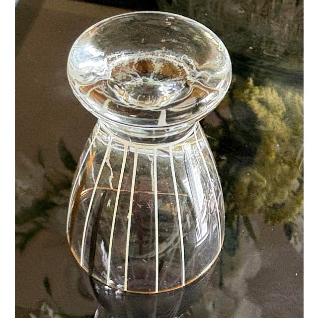 Hollywood Regency Mid 20th Century Hollywood Regency Atomic 22k Gold and Black Line Cordial Glasses. Set of 4 1.5 Oz For Sale - Image 3 of 5