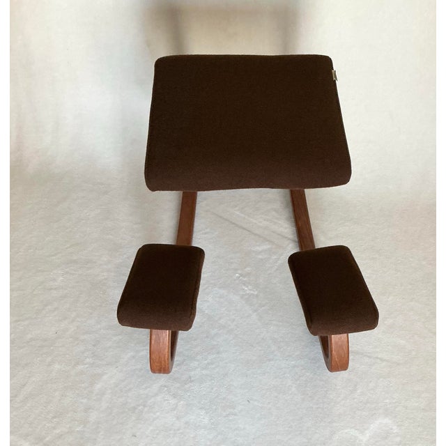 1970s Vintage Mid-Century Danish Balans Kneeling Movement Ergonomic Chair Designed by Peter Opsvik, Circa 70s For Sale - Image 5 of 12