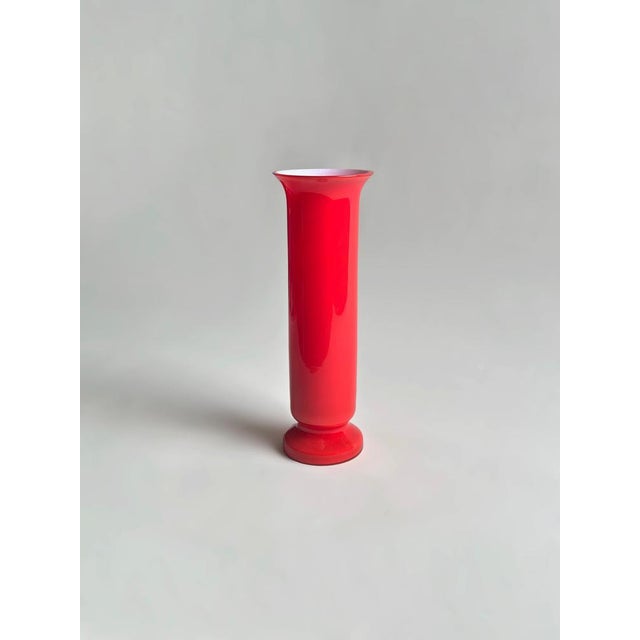 Red Cased Glass Column Vase from Empoli, Italy, 1970s For Sale - Image 6 of 10
