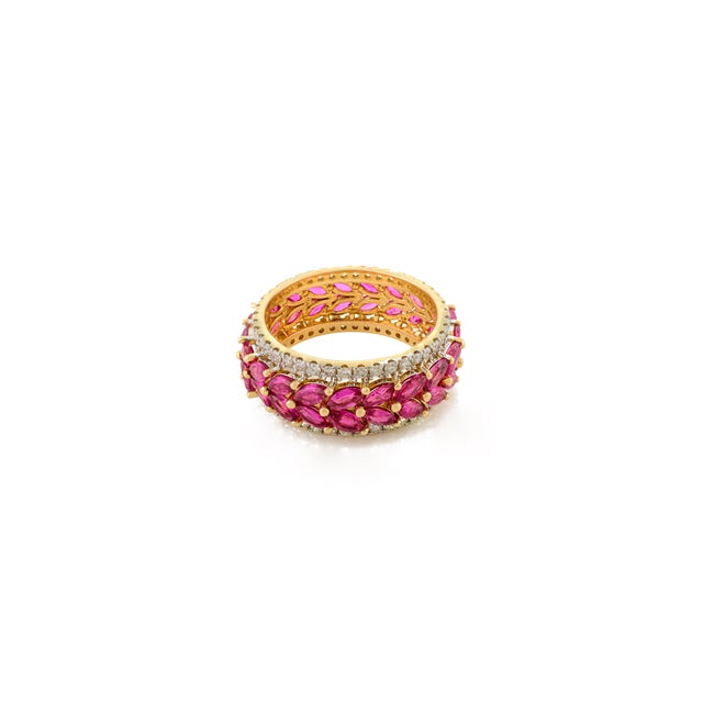 Metal Revival Chunky Ruby and Diamond Statement Ring in 14k Gold Size 7 For Sale - Image 7 of 12
