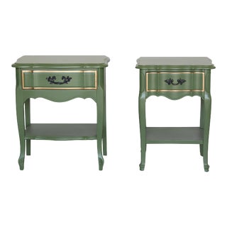 1970s Pair of French Provincial Green Nightstands For Sale