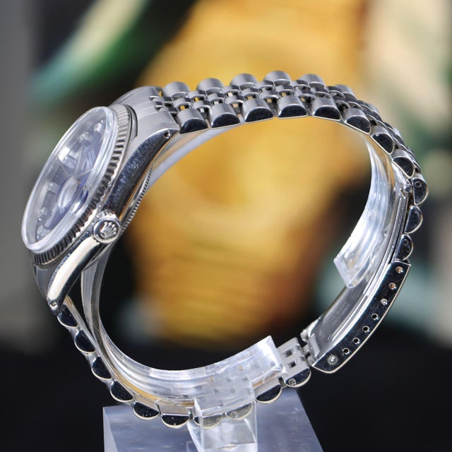 Rolex Datejust 16014 Blue Vignette Diamond Dial 36mm Steel White Gold Watch For Sale - Image 13 of 17