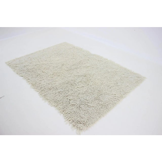 Danish Wool Rug, 1970s, in Very Good conditions. Designed 1970 to 1979