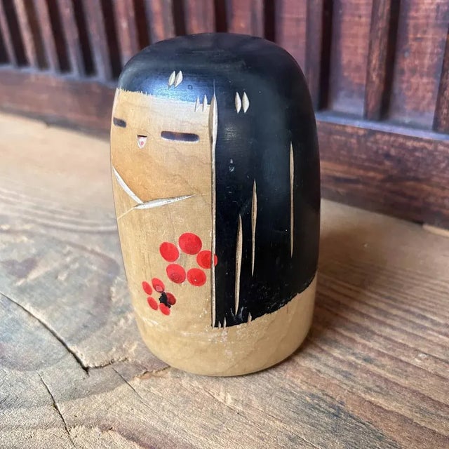 1960s Vintage Sosaku Kokeshi by Sanpei Yamanaka, Japan, 1960s For Sale - Image 5 of 7