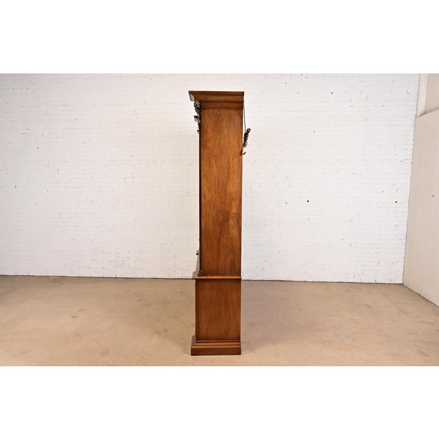 Romweber Neoclassical Carved Burled Walnut Lighted Breakfront Bookcase Cabinet, Circa 1960s For Sale - Image 13 of 15