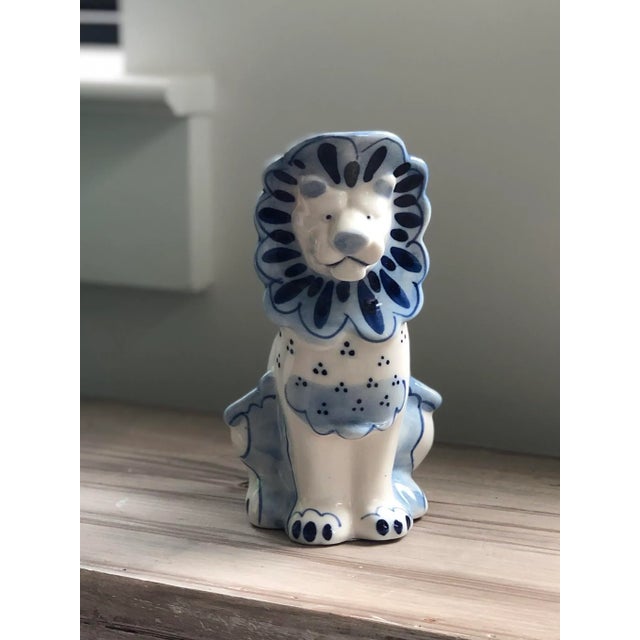 Traditional Vintage Mid 20th Century Hand-Painted Russian Lion Creamer in Blue and White For Sale - Image 3 of 10