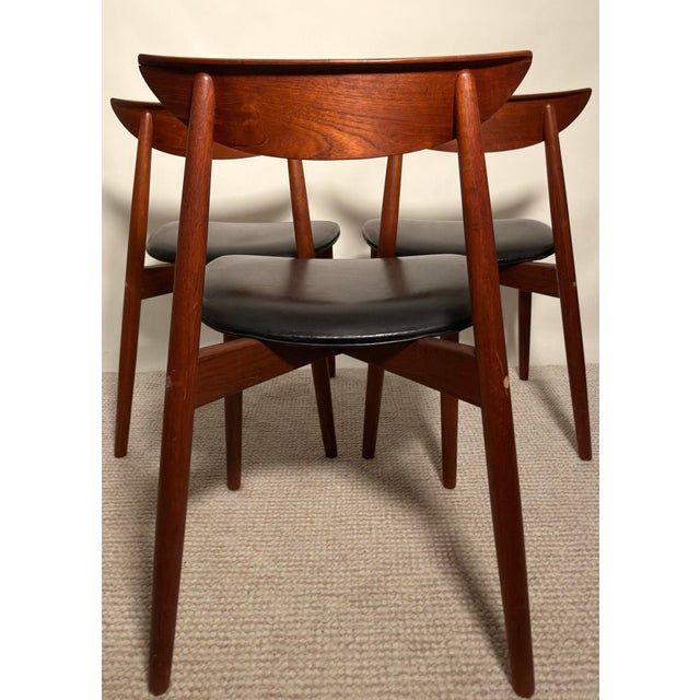 1960s Pair of Danish Teak Dining Chairs by Harry Østergaard for Randers Møbelfabrik, 1960s For Sale - Image 5 of 6