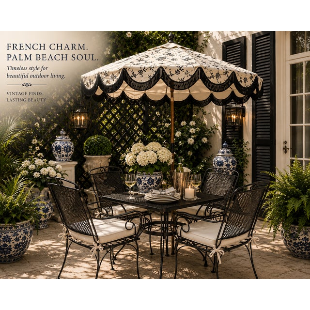 Mid-Century style Outdoor Square Table and 4 Chairs – Vintage Patio Set This beautiful Mid-Century outdoor patio set...