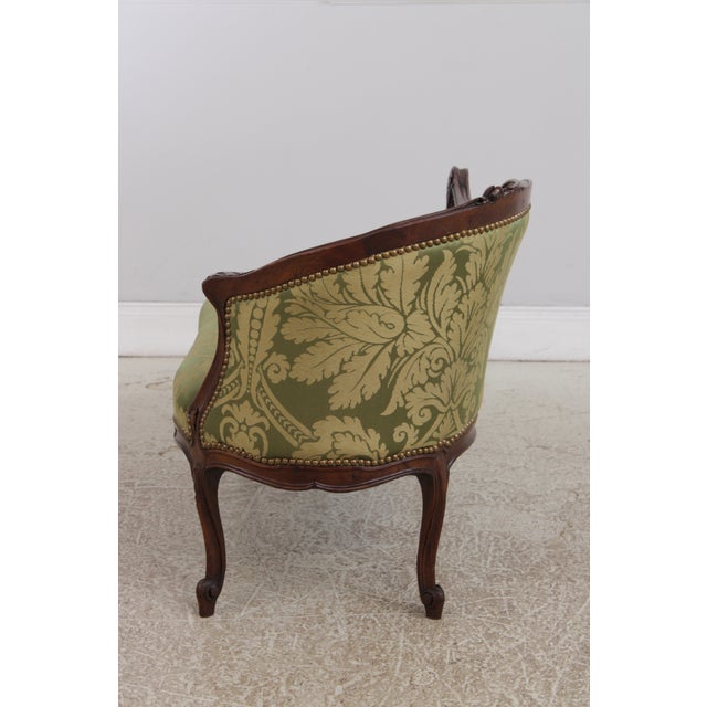 Vintage French Louis XV Style Small Chaise Lounge For Sale In Philadelphia - Image 6 of 17