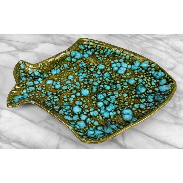 Mid-Century Modern Mid-Century 17" California Pottery Green & Blue Drip Glazed Fish Serving Platter For Sale - Image 3 of 11