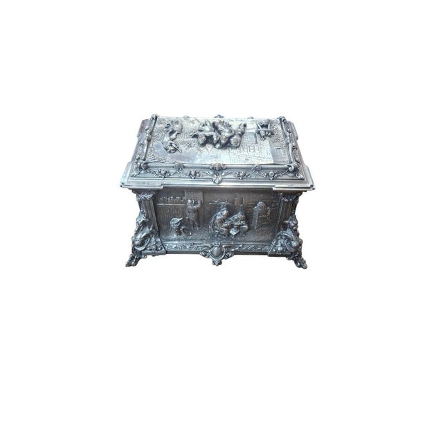 Metal 19th Century Jewelry Box, 1890 For Sale - Image 7 of 9