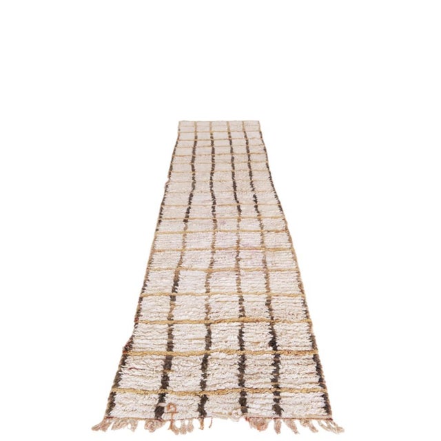 Mid-Century Modern 1980's Moroccan Mid Century Cream Runner Rug - 11.1 X 3 Ft For Sale - Image 3 of 8