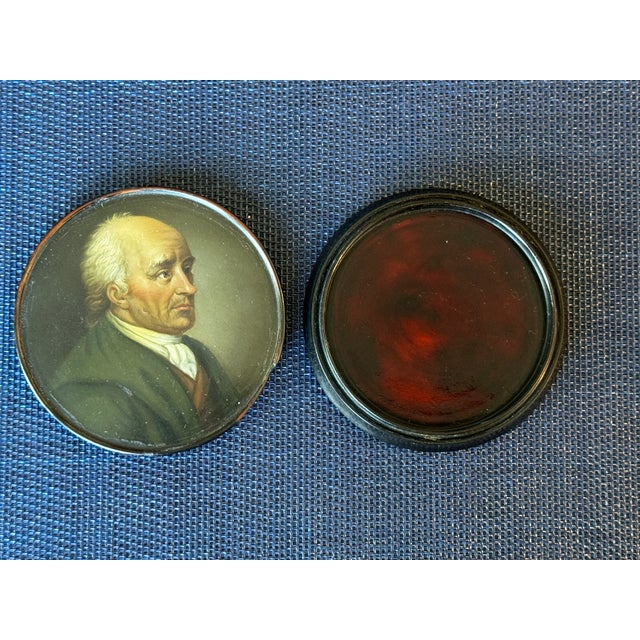 Figurative 19th Century Circular Hand-Painted Ebonized Box Depicting an Aristocrat Man For Sale - Image 3 of 4
