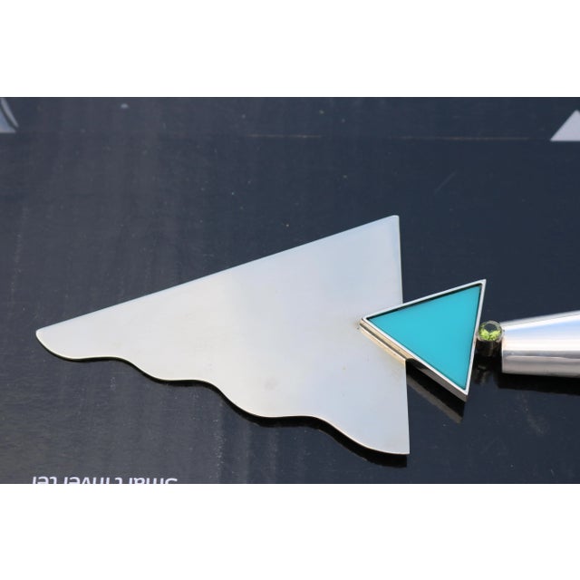 Modern 1980s Signed Limited Edition Modern Artisan Sterling Serving Cake Knife Cutter by Mardi Jo For Sale - Image 3 of 10