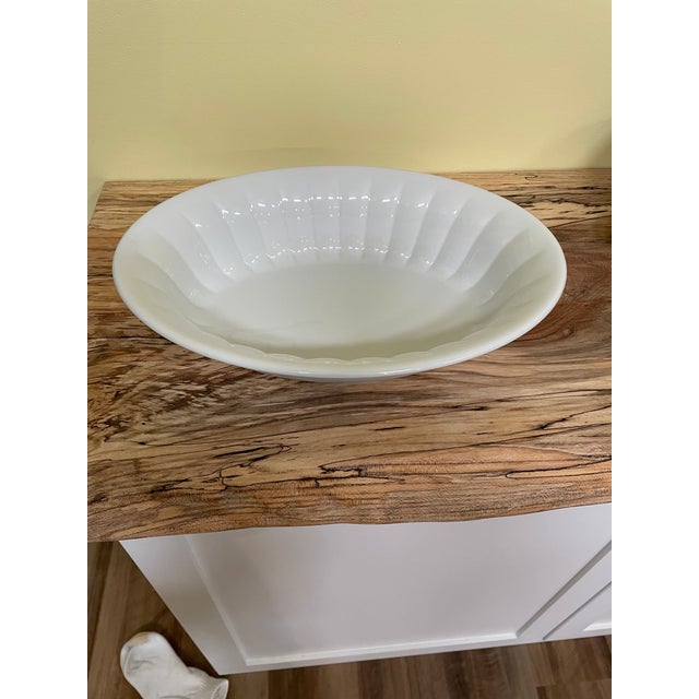 Mid-Century Modern Josiah Wedgewood Large Heavy Oval English Ironstone Serving Bowl For Sale - Image 3 of 7