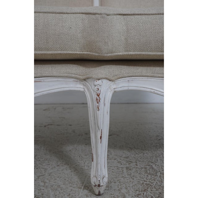 White Louis XV Style Hooded Throne 2 Seat Porter Settee For Sale - Image 8 of 18