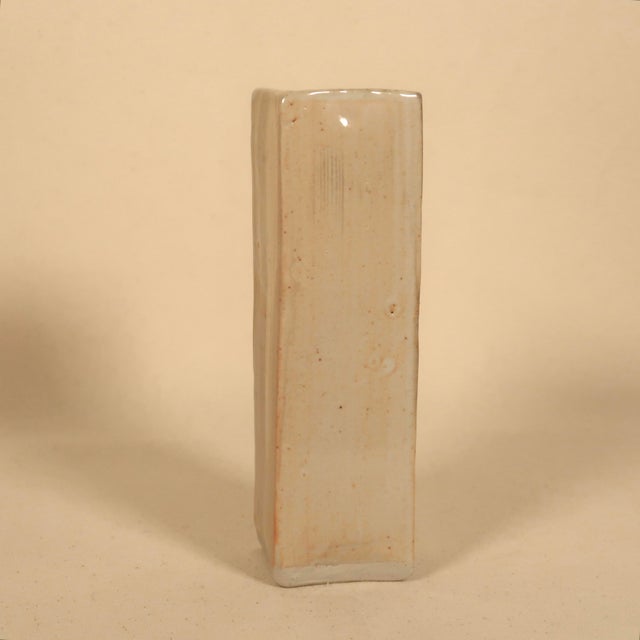 Mid-Century Modern 20thC Handmade Sculptural Rectangular Ceramic Bud Vase With Abstract Floral Glaze, Mid Century Modern Organic Form For Sale - Image 3 of 15