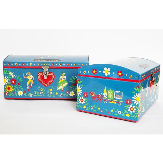 1950s Large Mid-Century Modern Colourful Mikado Tea Tin-Box, 1950s For Sale - Image 5 of 9