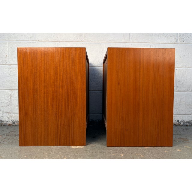 Mid 20th Century Danish Modern Teak Nightstands, A Pair For Sale In New York - Image 6 of 14
