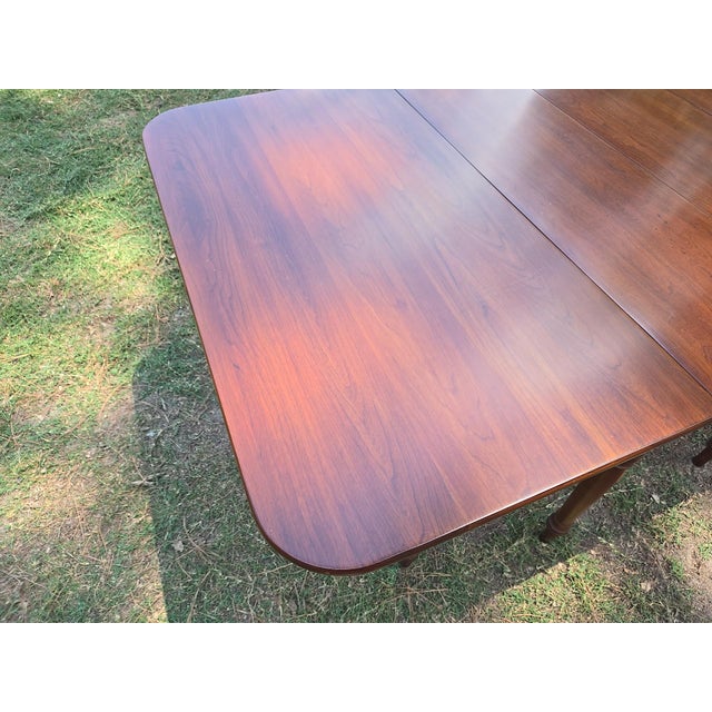 1990s Wooden Henkel Harris Cherry Dining Table Virginia Galleries Gate Leg Drop Leaf Table For Sale - Image 15 of 17