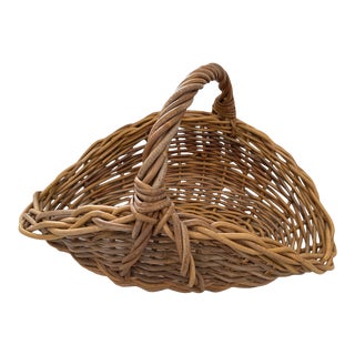 French Woven Wicker Gathering Basket For Sale