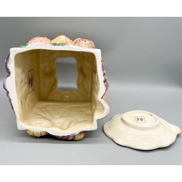 Fitz and Floyd Vintage Fitz & Floyd Oceana Seashell Ceramic Tissue Box Cover & Soap Dish – Coastal / Palm Beach For Sale - Image 4 of 16