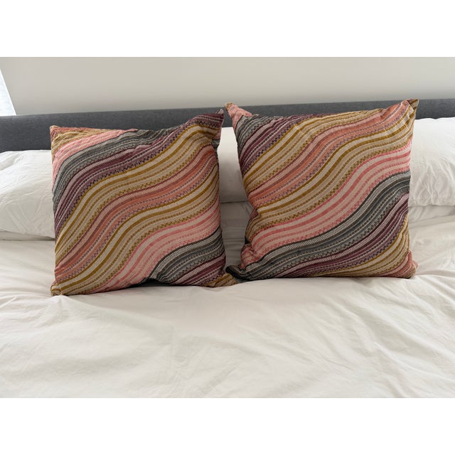 2020s Pair of Lee Jofa Kelly Wearstler Pillow Covers For Sale - Image 5 of 5