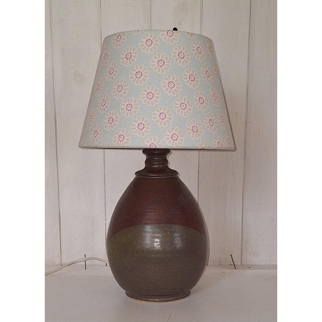 Vintage Table Lamp with Brown Ceramic Base and Fabric Shade, 1970s, in Very Good conditions. Designed 1970 to 1979...