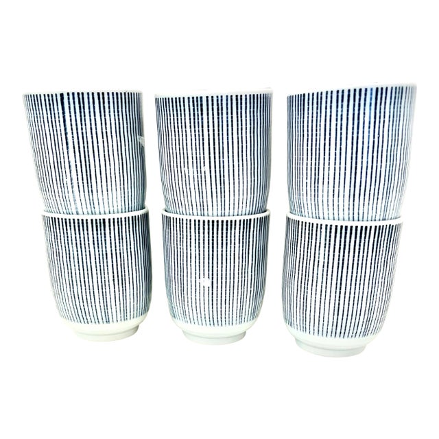 Japanese Chinese Asian Porcelain Set of Six (6) Green Tea Cups Blue and White Stripes Small For Sale
