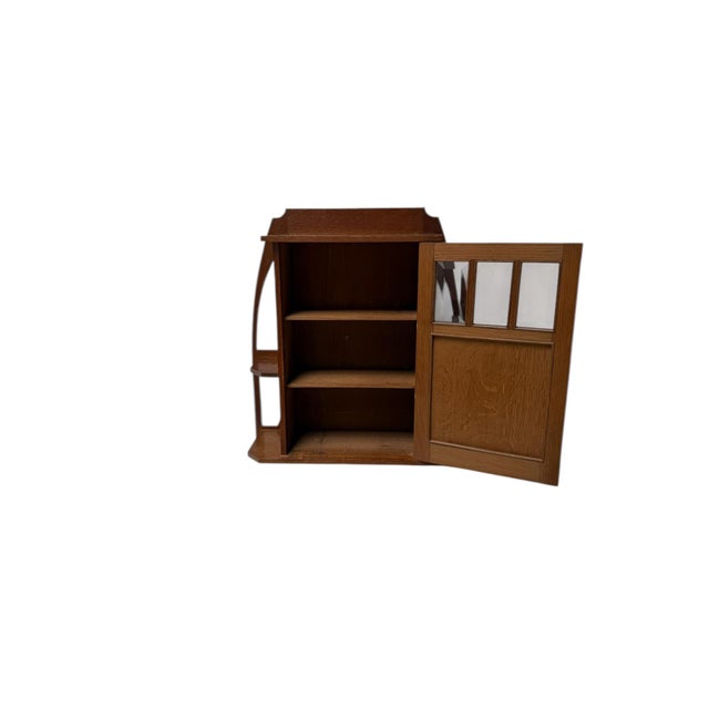 Arts & Crafts Wall Cabinet in Oak from Onder den Sint Maarten, 1900s For Sale - Image 6 of 10