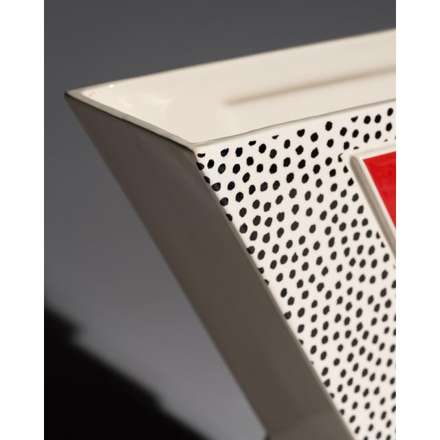 Black Postmodern Geometric Porcelain Enigma Vase by Ambrogio Pozzi for Arte Ceramica Romana A.C.R., Italy, 1987 For Sale - Image 8 of 11