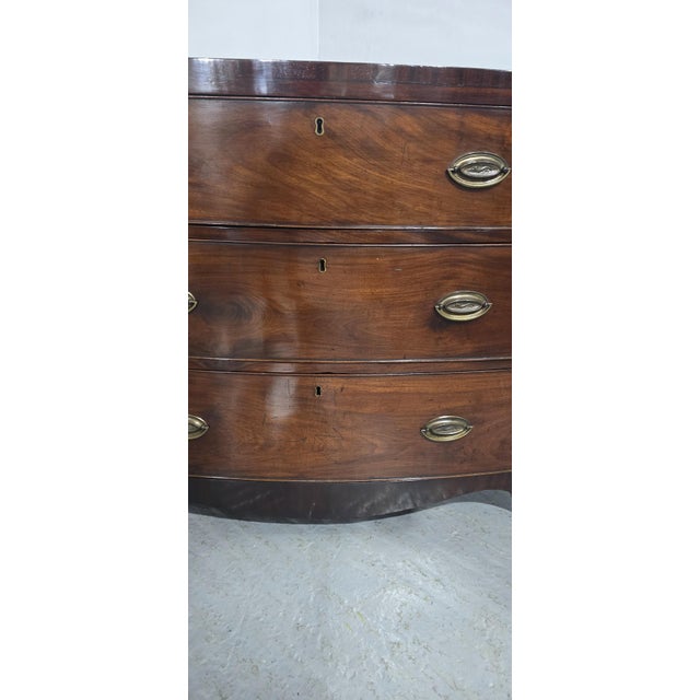 Wood Small Georgian Chest of Drawers, 1790 For Sale - Image 7 of 11