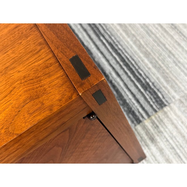Lane Mid-Century Modern Walnut Side Table Cabinet For Sale - Image 9 of 11
